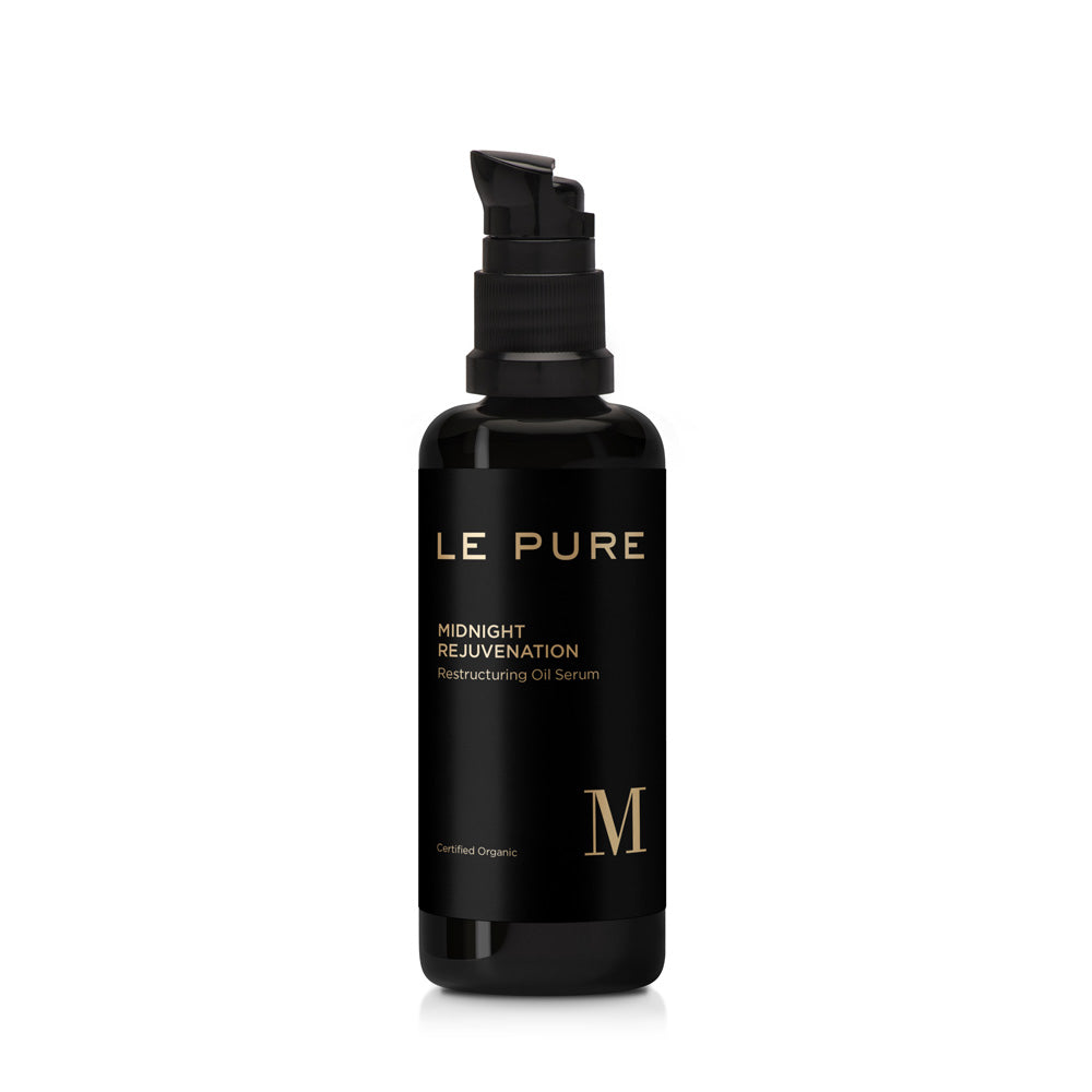 LE PURE Midnight Rejuvenation – schwarze Flasche mit Pumpverschluss, weißer Hintergrund – Gesichtsserum