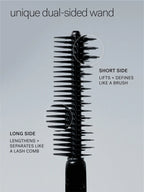 Limitless Lash Mascara schwarze Applikatorbürste vor hellem Hintergrund für ein perfektes Augen-Make-up