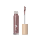ILIA Liquid Powder Chromatic Eye Tint in taupefarben mit Applikator auf weißem Hintergrund, Lidschatten