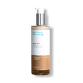 The Organic Pharmacy Self Tan Flasche mit Pumpspender auf weißem Hintergrund, Hautpflege
