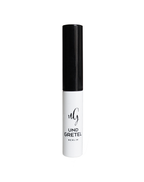 Ein weißer Lippenpflege-Stift von Und Gretel Berlin mit schwarzem Deckel vor weißem Hintergrund.