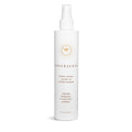 Innersense Sweet Spirit Leave in Conditioner – weißes Sprayfläschchen 295ml, weißer Sprühkopf, weißer Hintergrund – Haarpflege