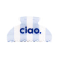 Blau-weiß gestreifte ciao Haarklammer vor weißem Hintergrund, Haarzubehör