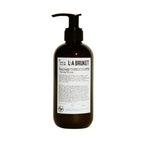 L:A BRUKET Nr. 231 Balsam Birke – dunkle Flasche 240 ml mit Pumpverschluss, weißer Hintergrund – Haarpflege