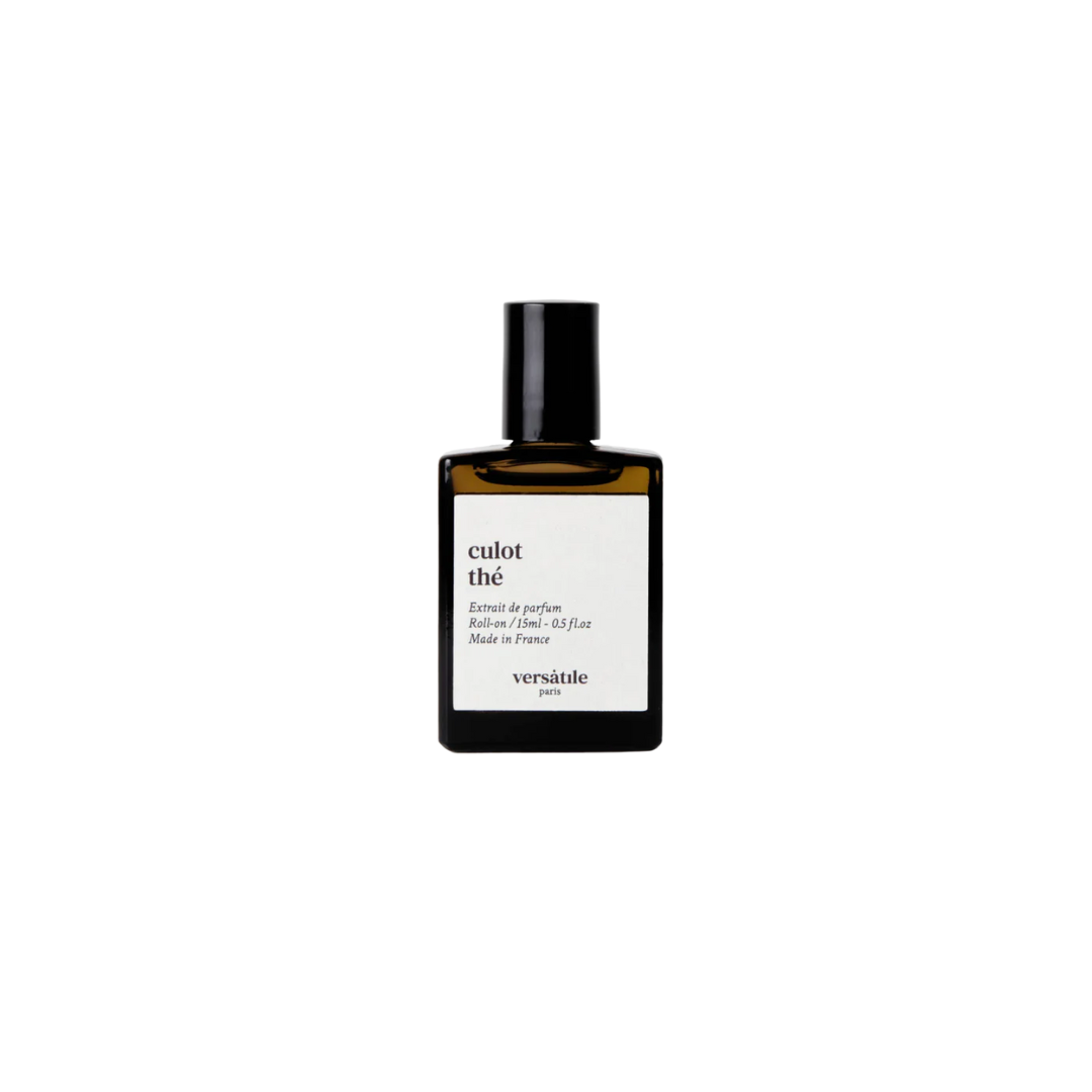 Culot Thé Roll-on Parfümöl in einer braunen 15ml Glasflasche mit schwarzem Verschluss auf weißem Hintergrund. Parfüm.