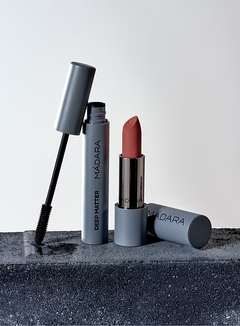 Bold Stars Makeup Essentials Set